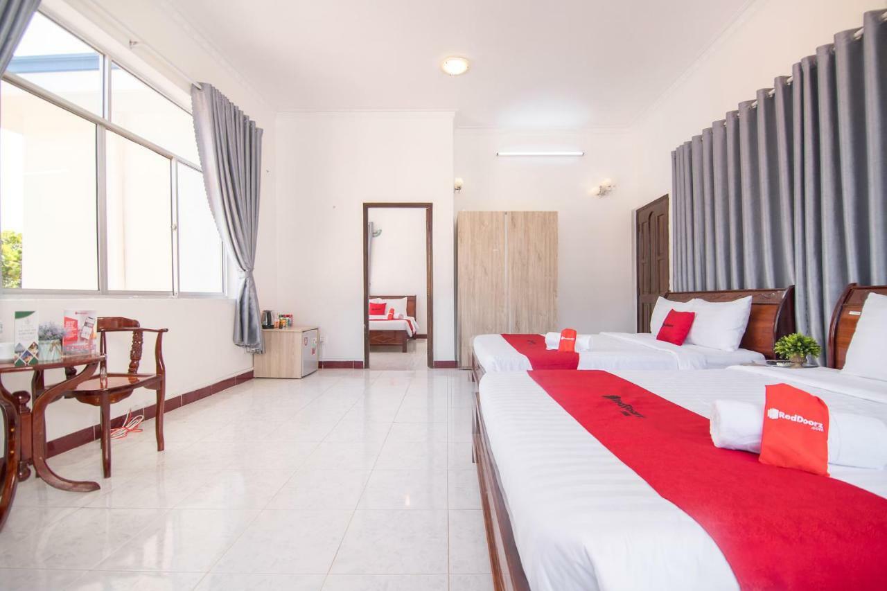 RedDoorz Plus near Bai Truoc Vung Tau Exterior foto