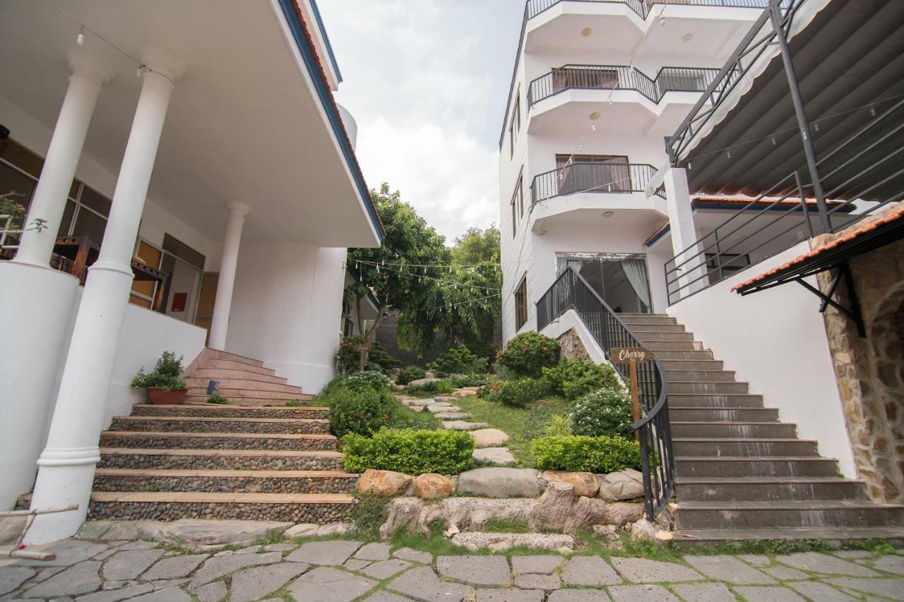 RedDoorz Plus near Bai Truoc Vung Tau Exterior foto